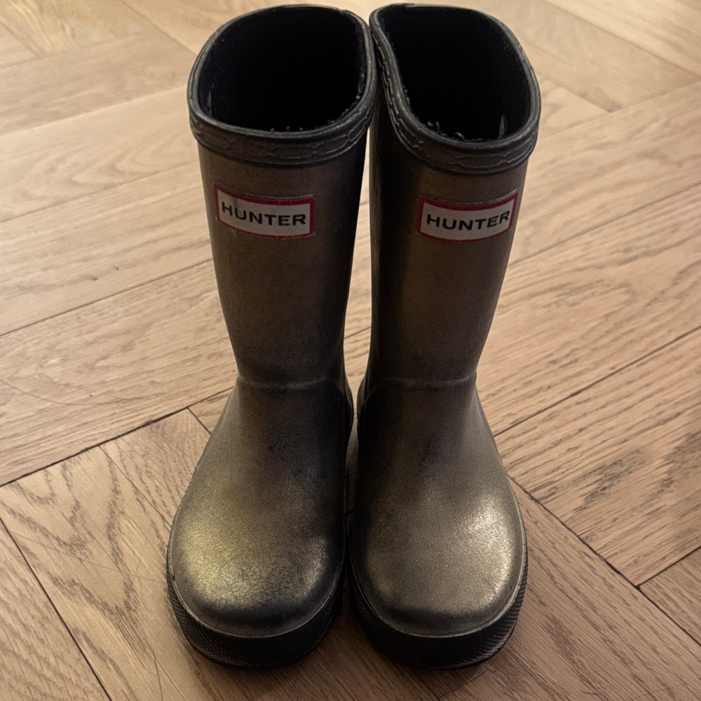 Hunter Gold Kids Boots Size 8 (UK 7)